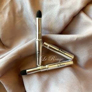 Dior mini eyeshadow sponge applicator